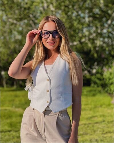  --,   Alina, 27 ,   ,   