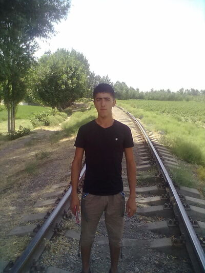  ,   Exson, 29 ,   