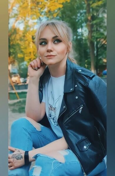   ,   Elena, 31 ,   ,   