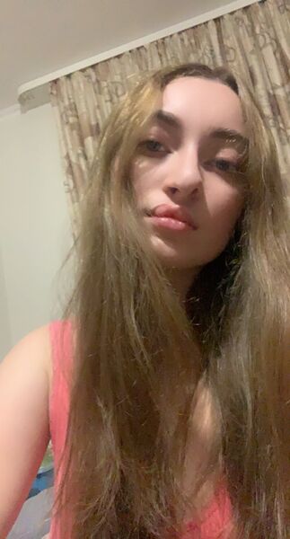 ,   Veronica, 24 ,   ,   