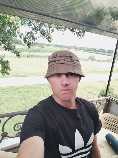  ,   Vasily, 43 ,   c 