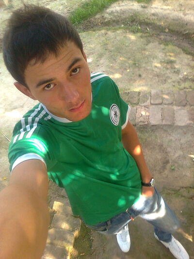  ,   Aziz81, 33 ,   ,   , c 