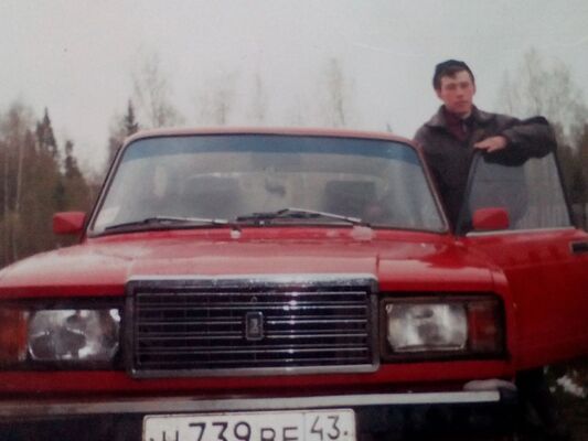  ,   Vladimir, 44 ,   , 