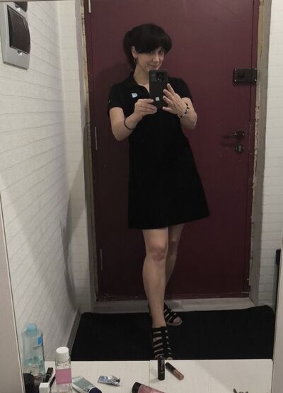  ,   Tina, 43 ,   ,   