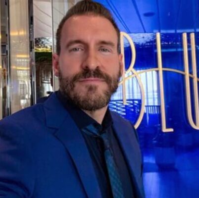  ,   Robert, 52 ,     , c 