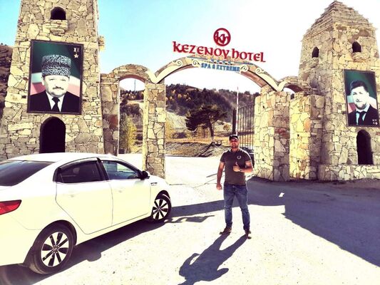  ,   Igor, 33 ,   ,   , c , 