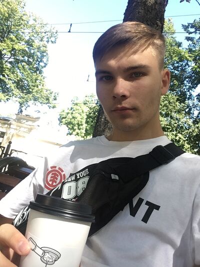  ,   Aleks, 25 ,   ,   