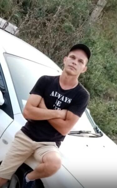  ,   Denis, 34 ,   ,   