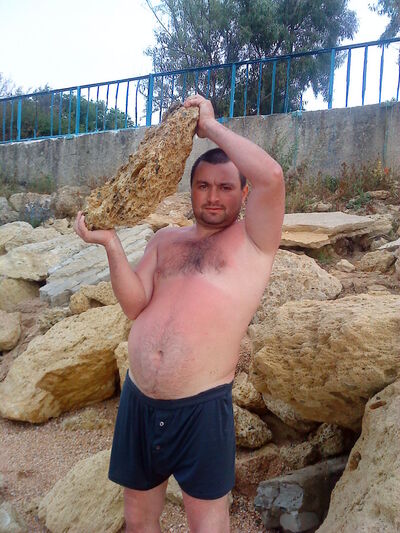  ,   Vevgen, 45 ,  