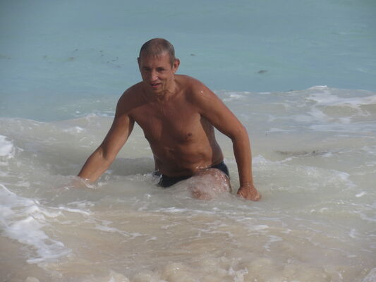  ,   Andrew, 50 ,   ,   , c 