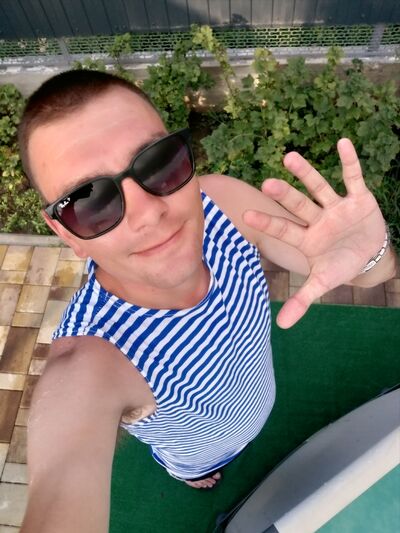  ,   Ruslan, 32 ,   ,   