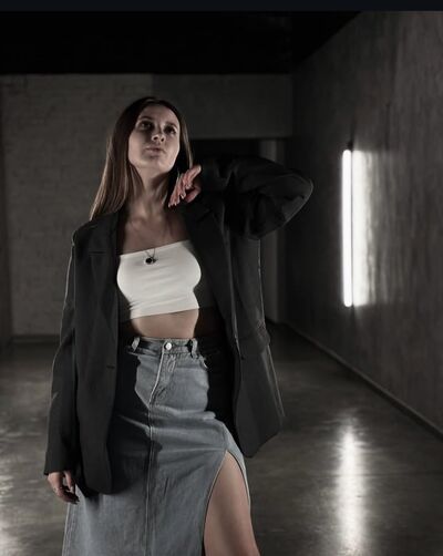  ,   Lesya, 24 ,   ,   