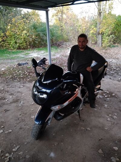  ,   Denis, 37 ,   ,   , c 