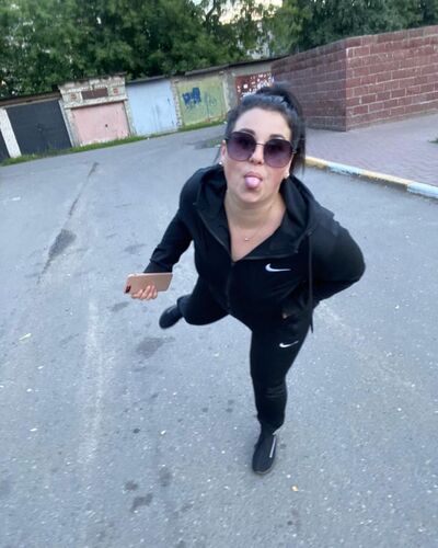  ,   Valeryanka, 27 ,     , c , 