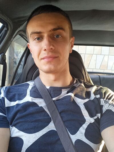  ,   Adam, 28 ,   ,   