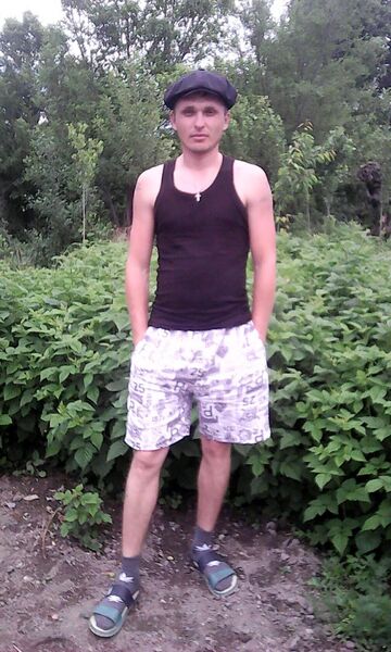  ,   Sergei, 37 ,   ,   