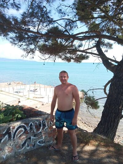  ,   Igor, 32 ,   ,   , c , 