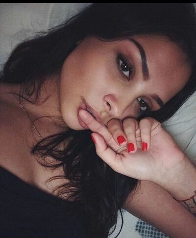  -,   Mila Ki, 21 ,   ,   