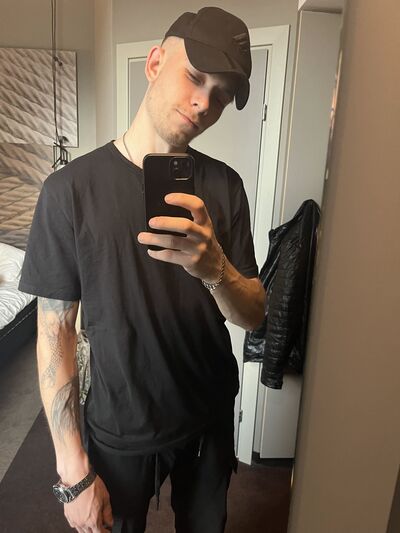  ,   Oleg, 23 ,     , c 