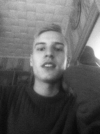  -,   Ruslan, 25 ,   ,   