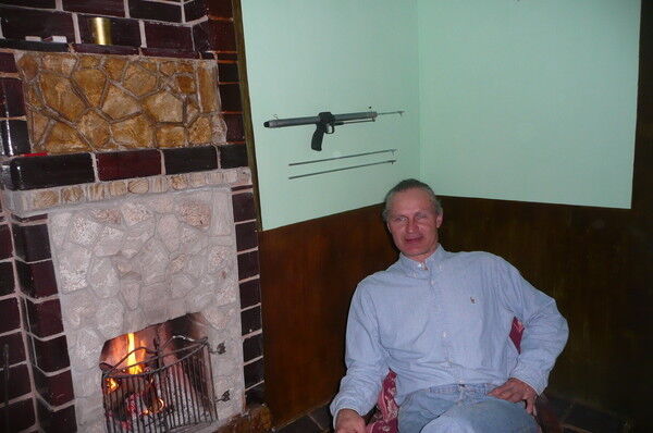  ,   Viktor, 57 ,   ,   , c 
