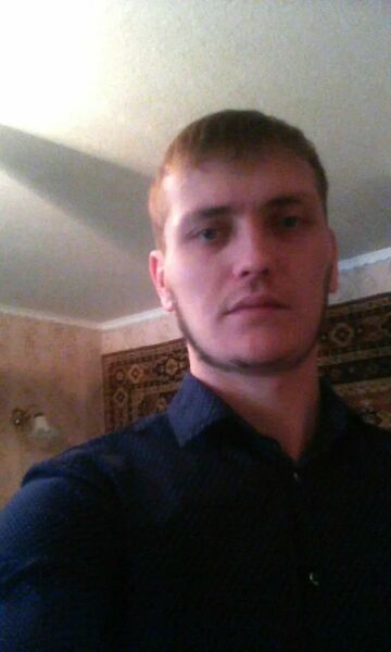  ,   Artur, 34 ,     , c 