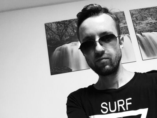 ,   Viktor, 38 ,   ,   , c 