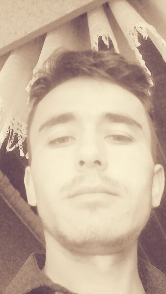  ,   Axmad, 28 ,   ,   , c 