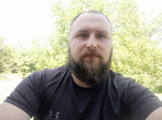  ,   Gio, 33 ,   ,   