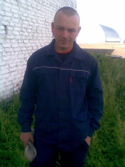  ,   Sasha, 36 ,   