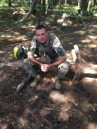  ,   Viktor, 31 ,   ,   , c 