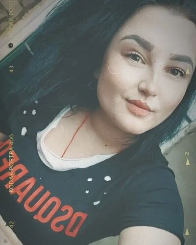  ,   Lilia, 24 ,   c 