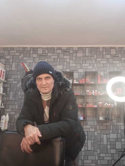  ,   Karen, 67 ,   ,   