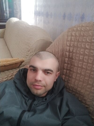  ,   Max, 34 ,   ,   