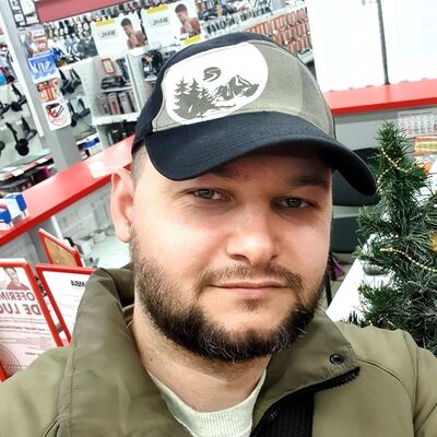  ,   AndreW, 37 ,   , c 