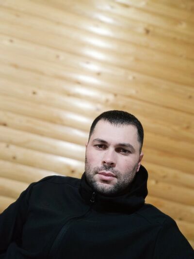  ,   David, 37 ,   ,   