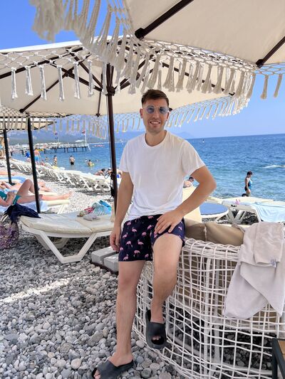  ,   Idris, 25 ,   ,   