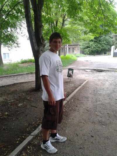  ,   Stas, 32 ,   