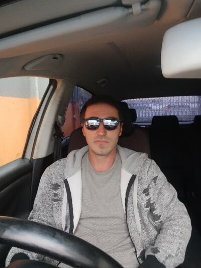  ,   Maxo, 37 ,   ,   