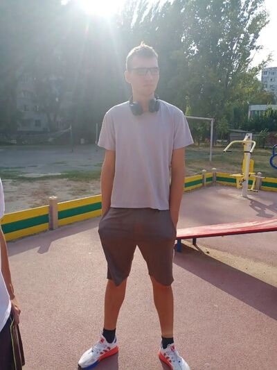  ,   Alexey, 21 ,     