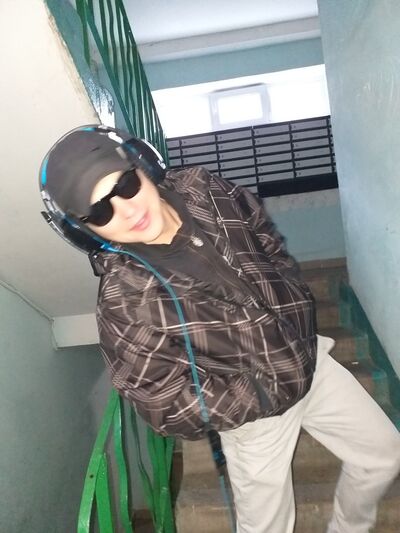  ,   Maksim, 33 ,   ,   , c 