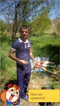  ,   Aleksandr, 44 ,   