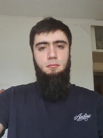  ,   Lutfullo, 32 ,  