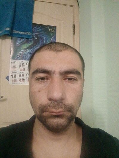  -,   Karim, 32 ,   ,   