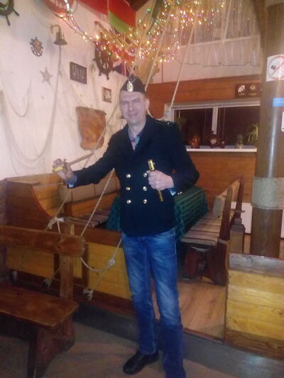  ,   Denis, 41 ,  
