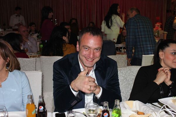  ,   Grigor, 45 ,   ,   , c 