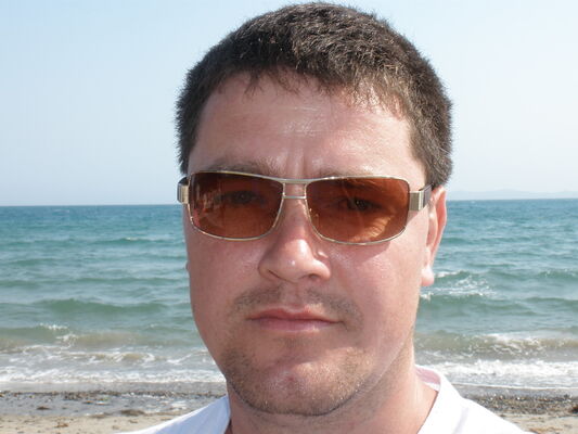  ,   Ruslan, 44 ,     , c 
