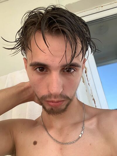  ,   Vladislav, 22 ,   ,   , c 