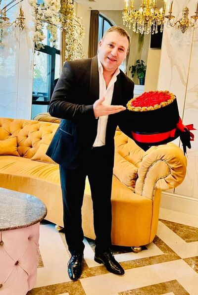  ,   Ludovic, 58 ,   c 