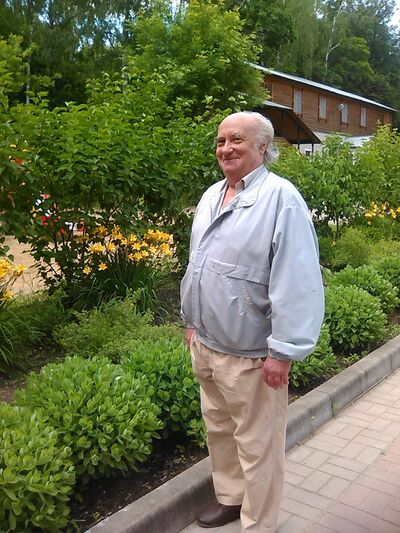  ,   Viktor, 77 ,   ,   , c 